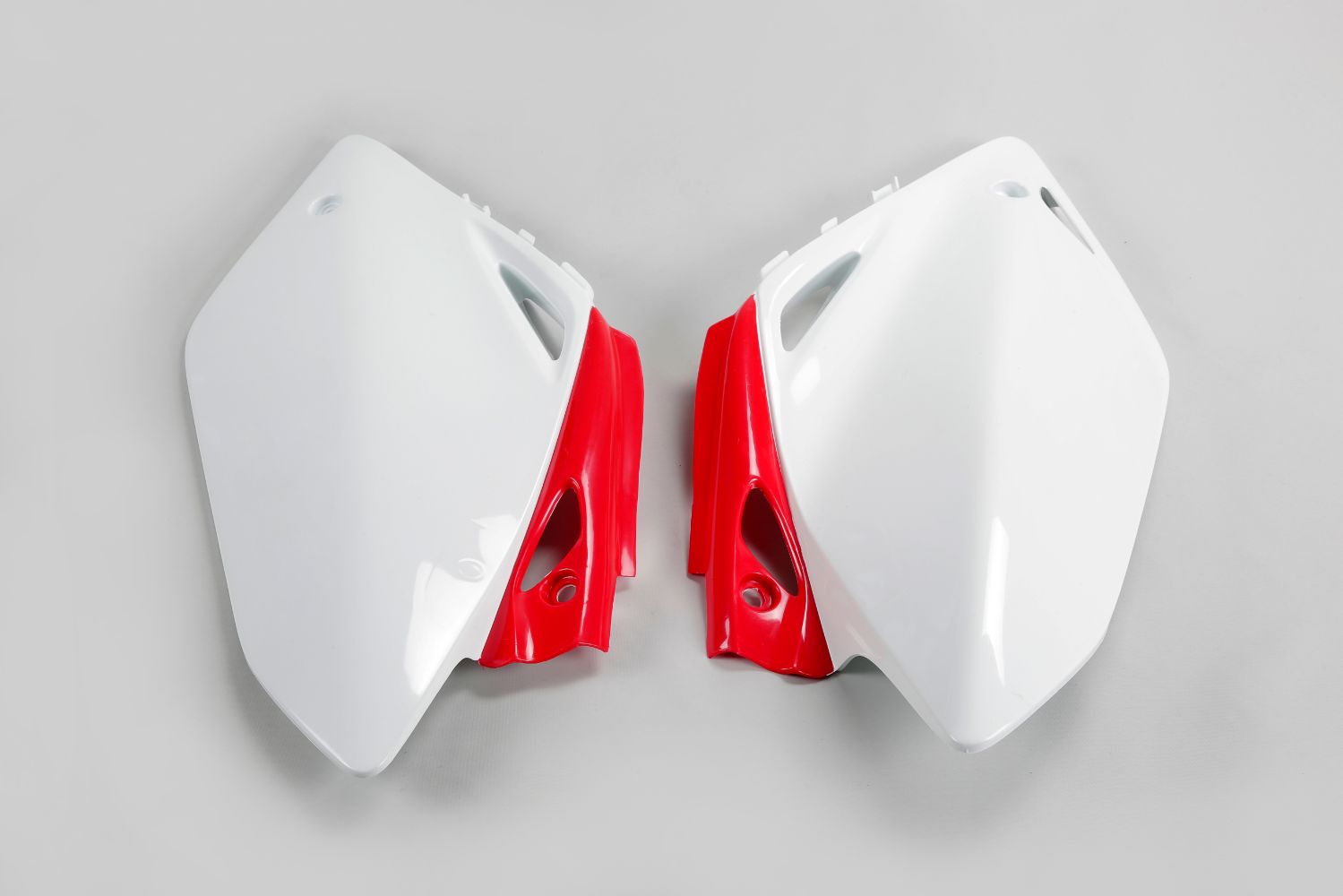 Plaques latérales porte-numéro Honda CRF 450 R (05-06) blancs e rouges* HO03656-W