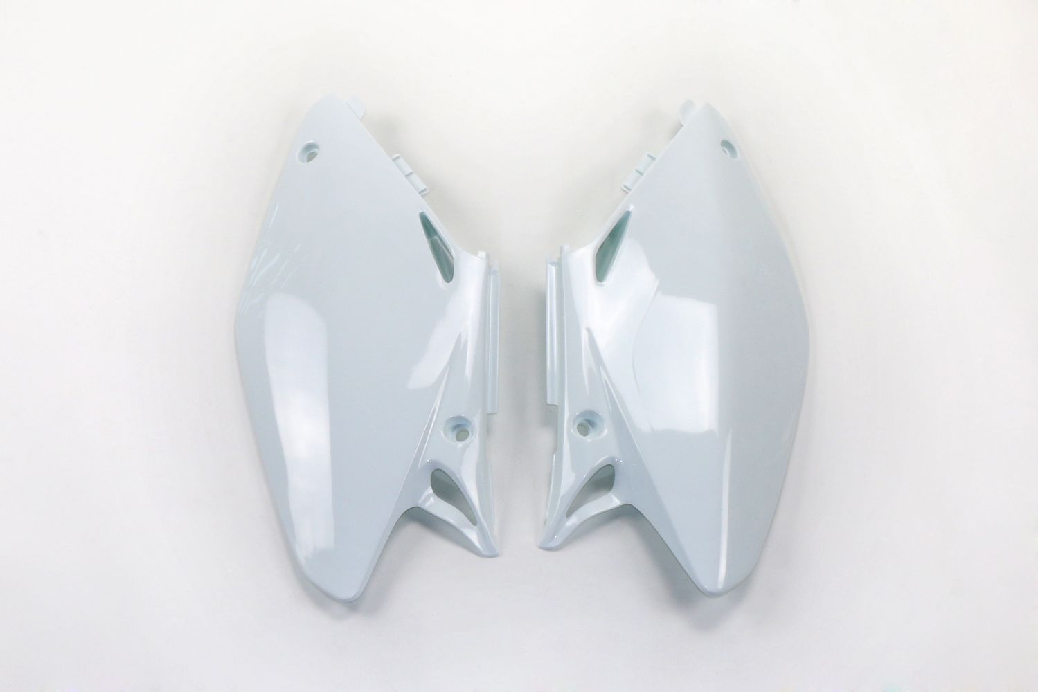 Plaques latérales porte-numéro Honda CR 125 (02-04) blancs* HO03690-041