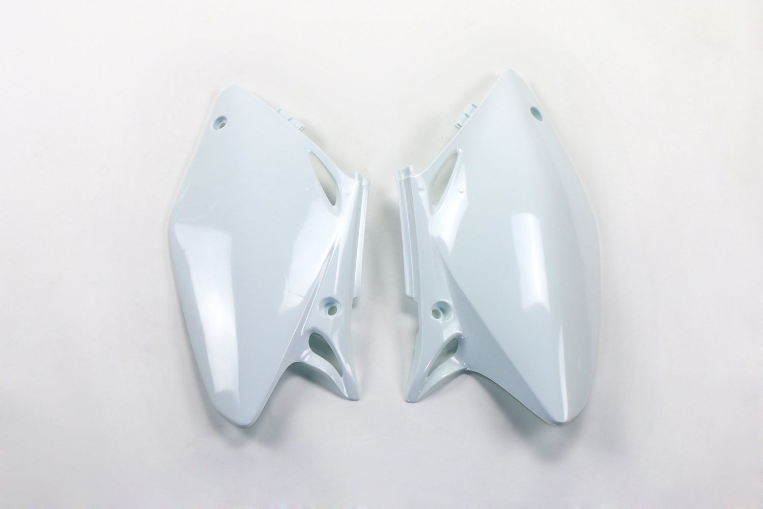 Plaques latérales porte-numéro Honda CRF 450 R (02-04) blancs* HO03694-041