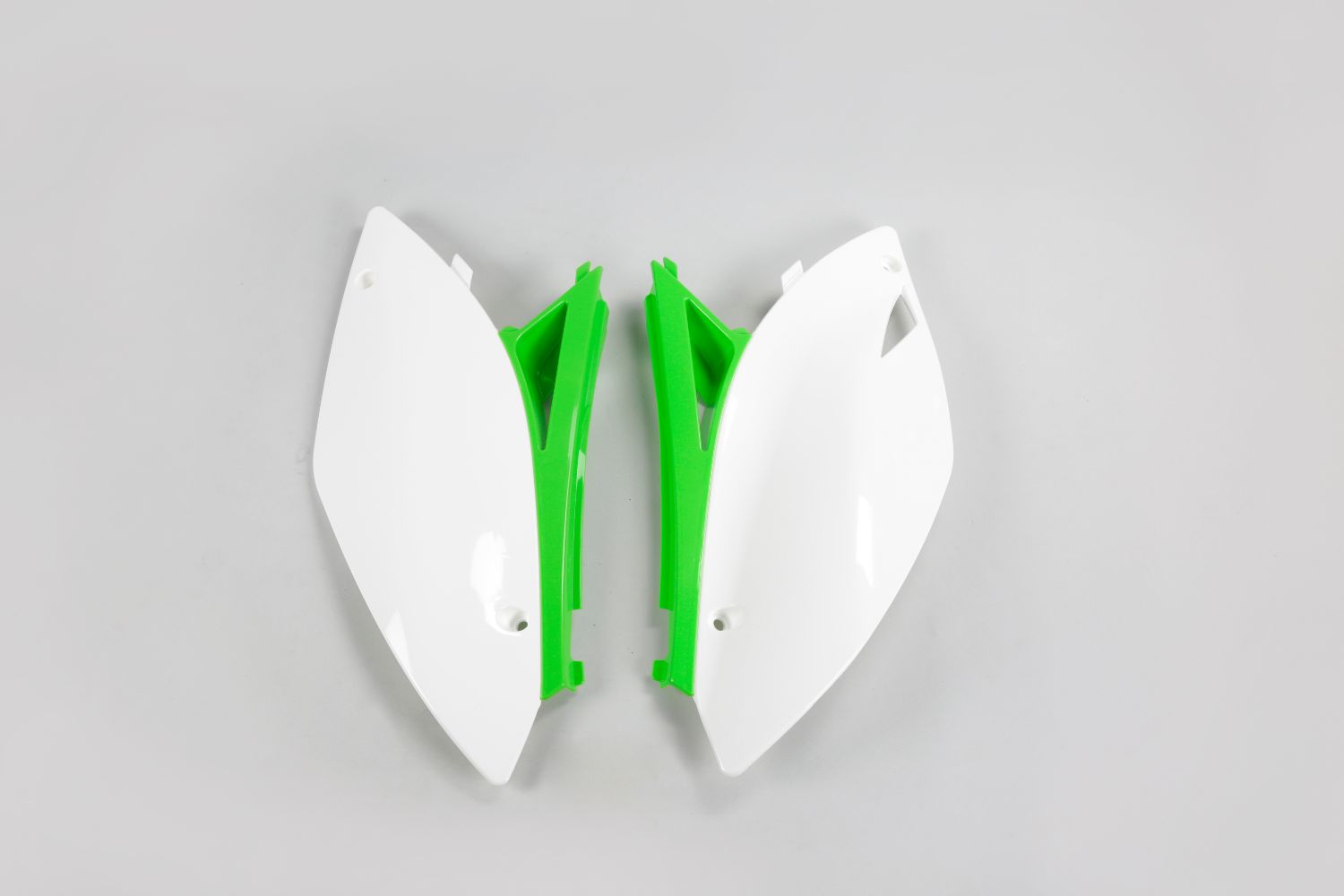 Plaques latérales porte-numéro Kawasaki KX 450 F (09-11) blancs e verts* KA04700-999