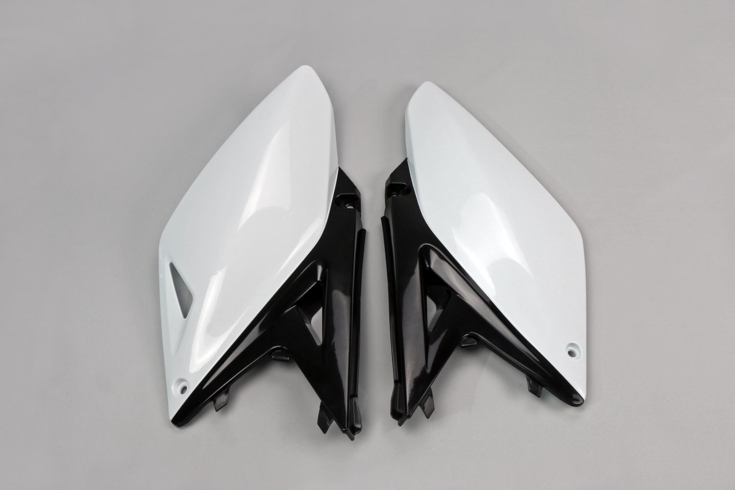 Plaques latérales porte-numéro Suzuki RMZ 250 (10-18) blancs e noirs* SU04929-W